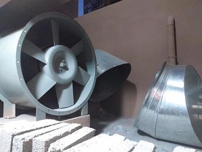 窗外風機擾民，業主退房維權路漫漫